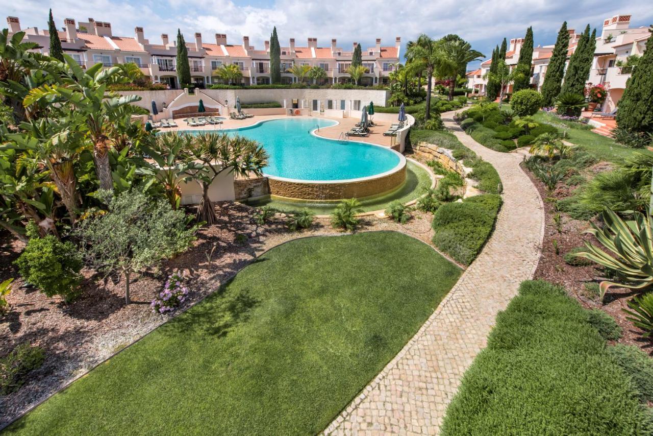 Luxury Apartment With Communal Pool And Terrace Quarteira Bagian luar foto
