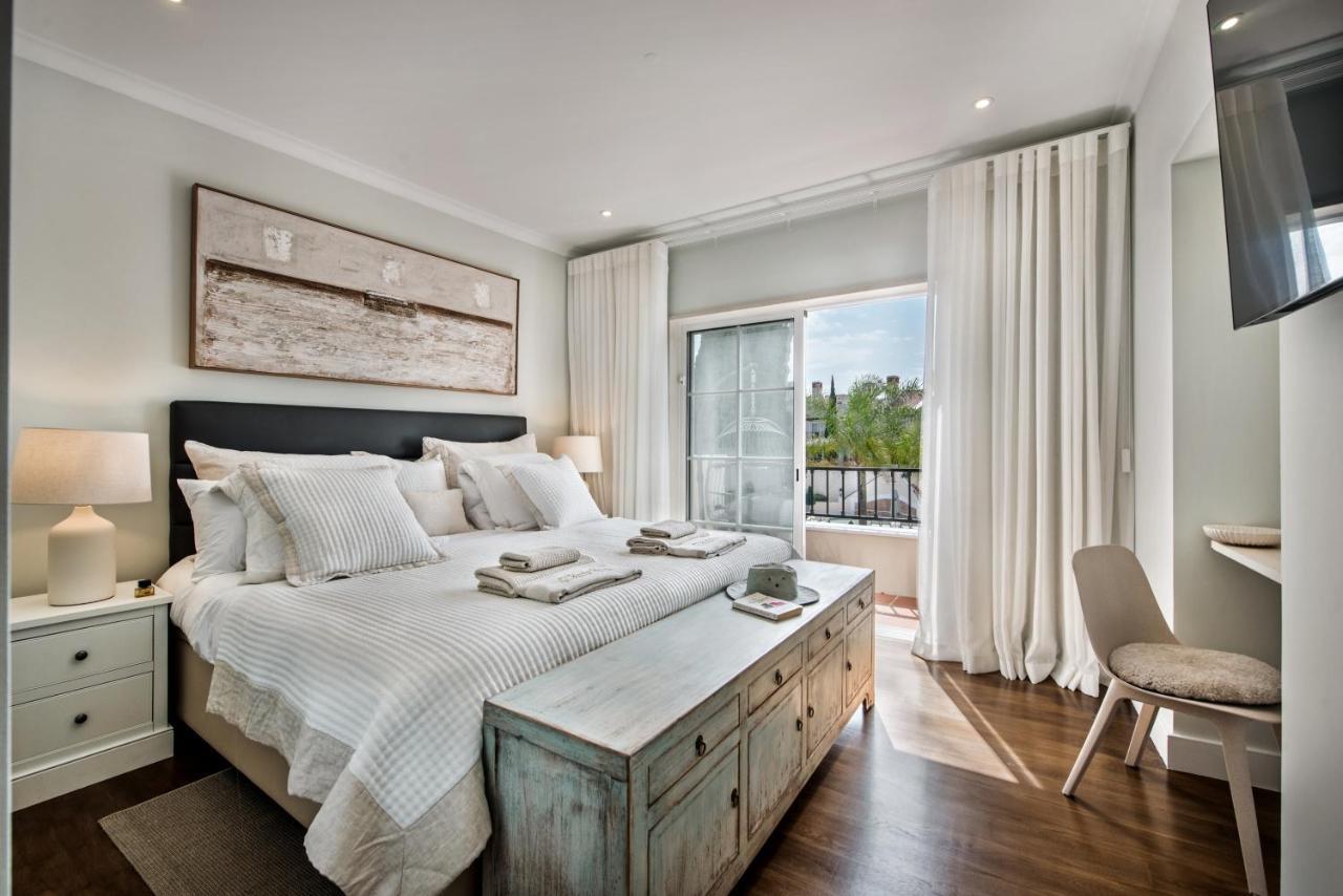 Luxury Apartment With Communal Pool And Terrace Quarteira Bagian luar foto